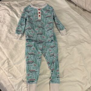 Serendipity by Shrimp and Grits Kids Cozy Kids Pajama Set
